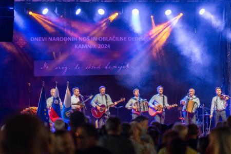 Največji etnološki festival v Sloveniji Dnevi narodnih noš in oblačilne dediščine v Kamniku že enainpetdesetič  (25)